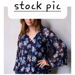 LC Lauren Conrad Flutter Godet Sleeve Floral Blouse